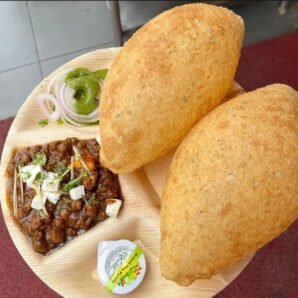 Chola Bhatora